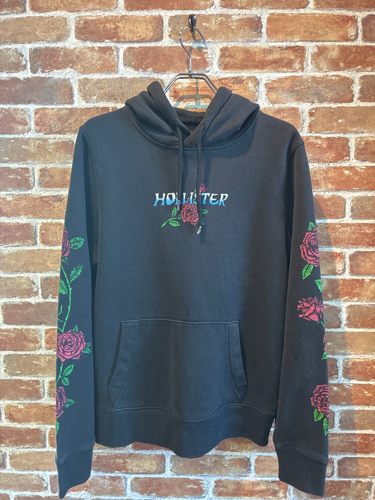 〈USED〉HOLLISTARプルオーバー Unisex sizeM