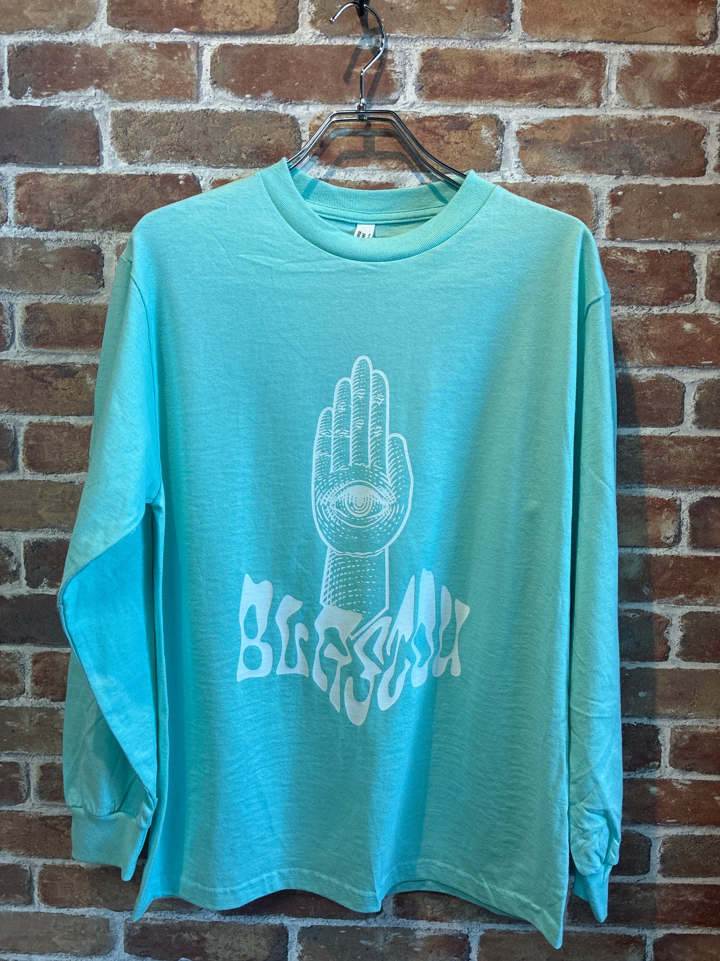 BLASTOU EYE HAND LONG TEE